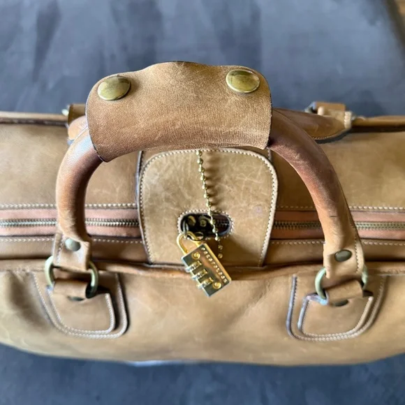 Vintage Ghurka No. 22 Traveler II Leather Duffle Bag Registered #B11 - Picture 8 of 16